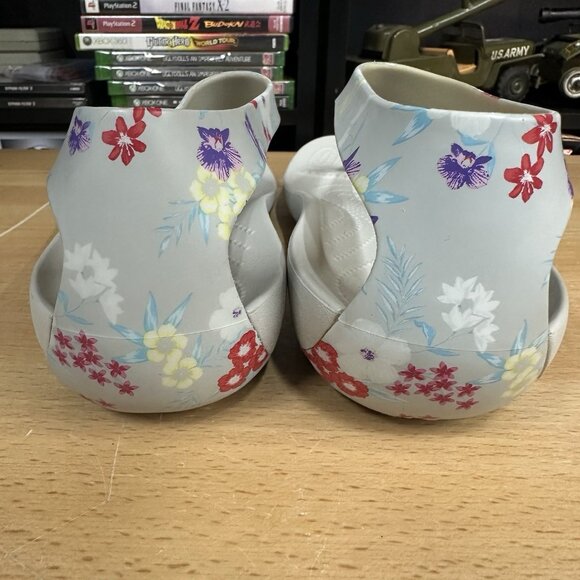 Crocs Serena Flip Sandals Women’s Size 11 White Floral Print Slingback Comfort - Picture 4 of 7